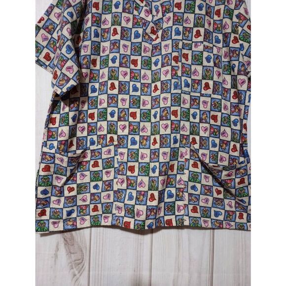 Point One Scrub Top Ladies‎ Large Teddy Bear Heart Blue Red V-Neck - Picture 4 of 8